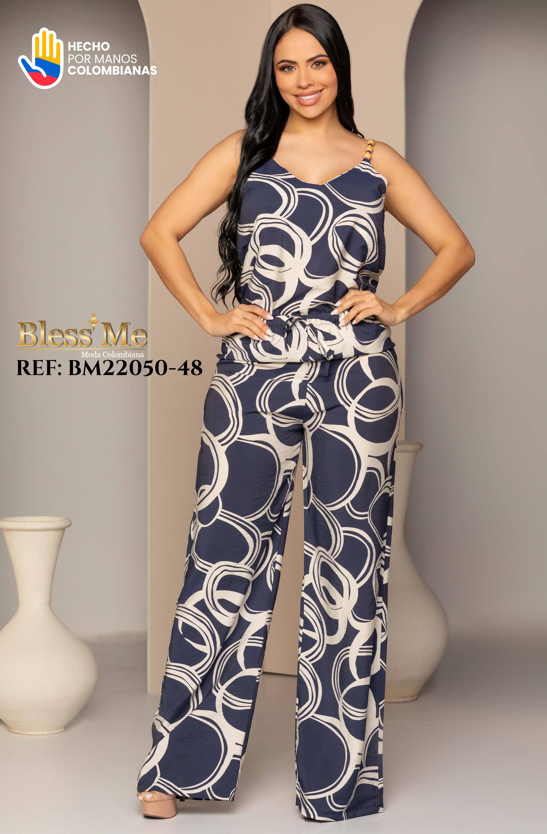 Conjunto de blusa y pantalón